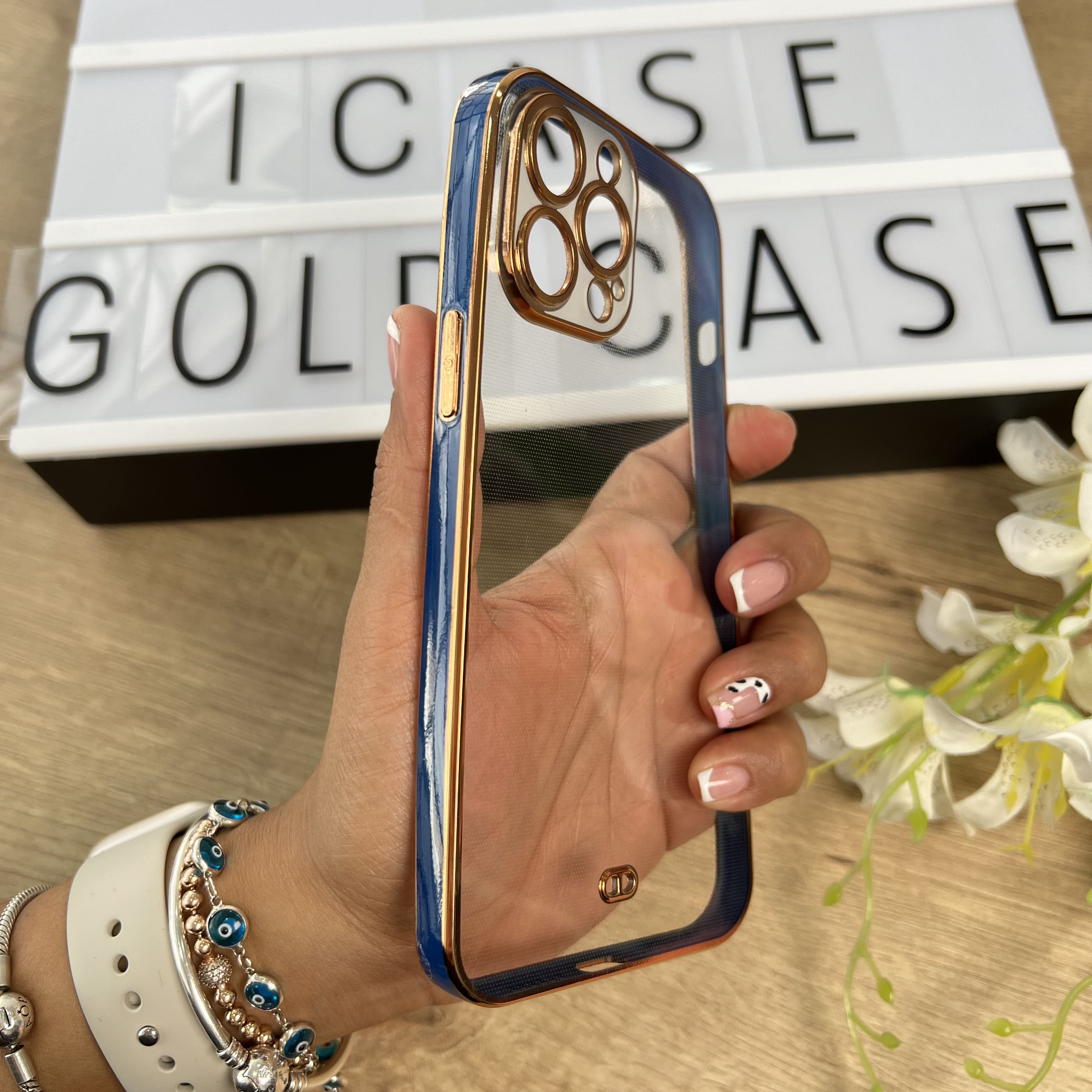 Gold Case iPhone